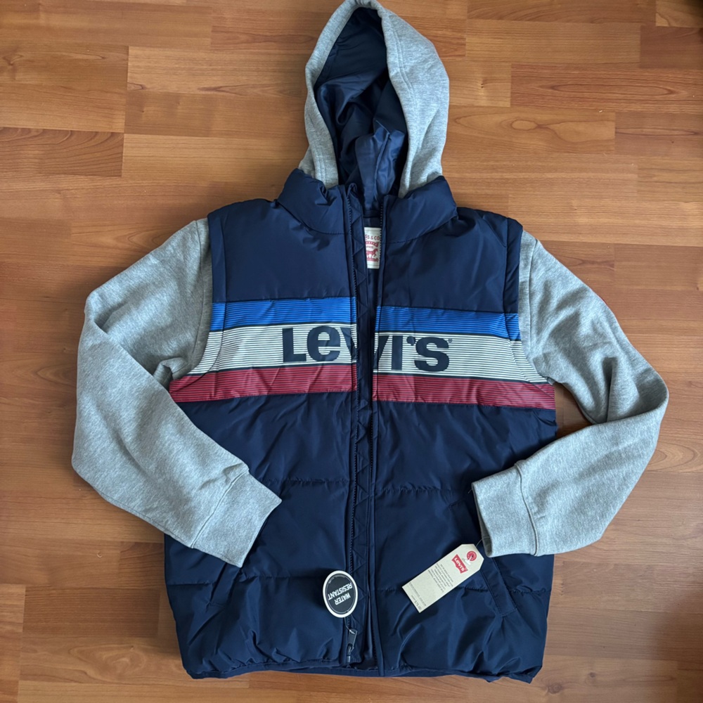 NWT Levi's navy puffer jacket with hood size kids XL